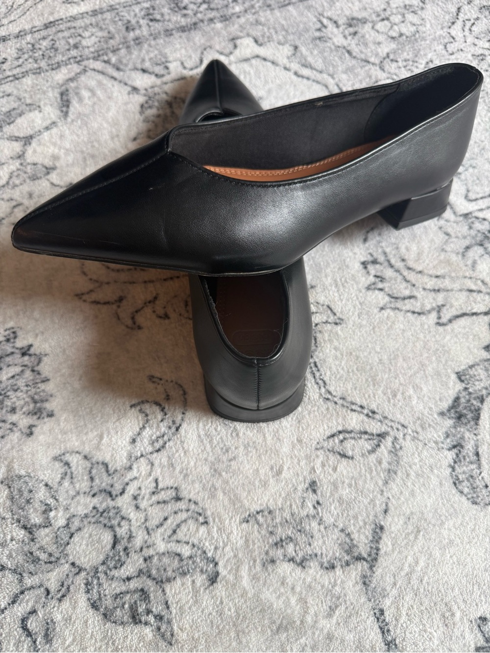 ASOS Black Pointed Toe Flats Ballet Shoes Women's Size 6